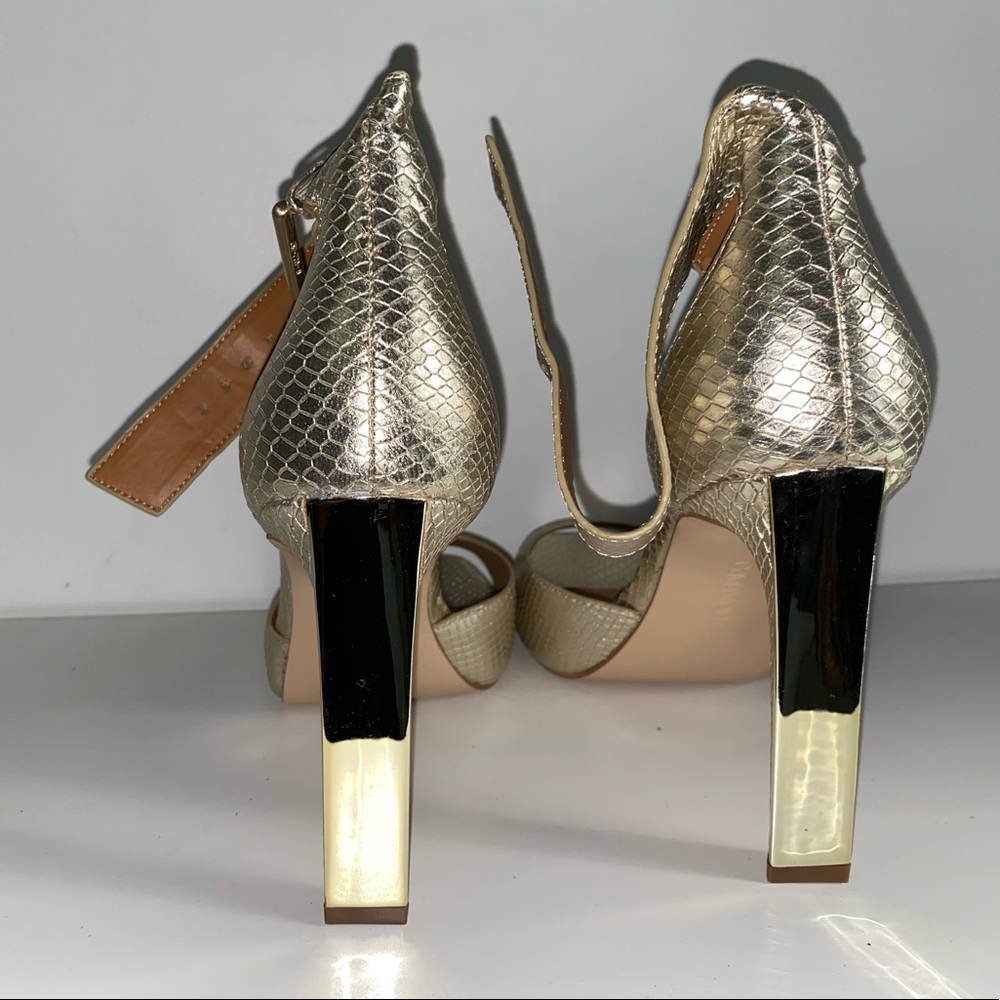 Heels - Picture 4 of 7